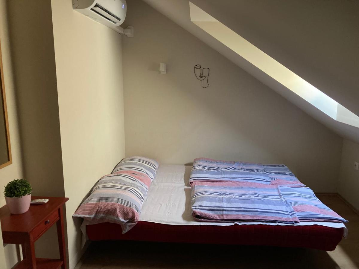 Apartament 35 Vendeghaz Pécs Zewnętrze zdjęcie
