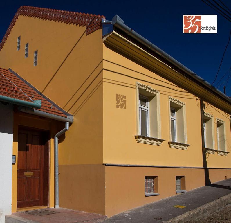 Apartament 35 Vendeghaz Pécs Zewnętrze zdjęcie